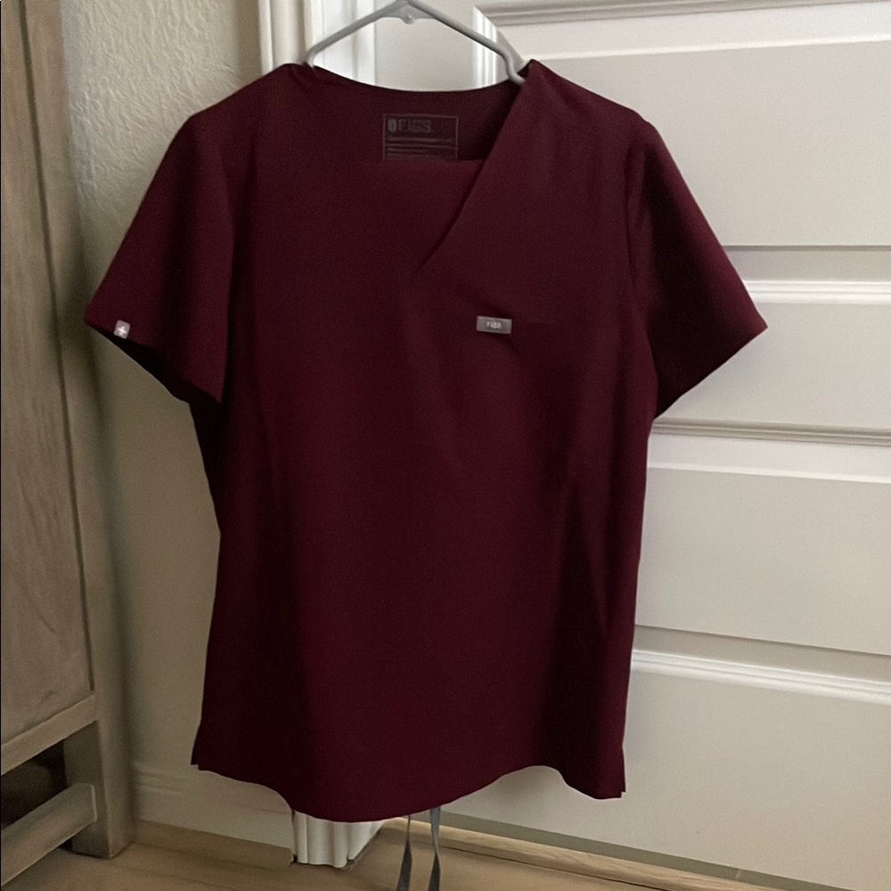 Figs Women's Burgundy Scrub Top